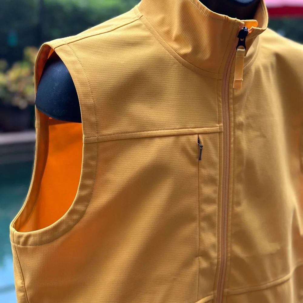 NORTH FACE CASTLE‎ ROCK SOFT SHELL VEST